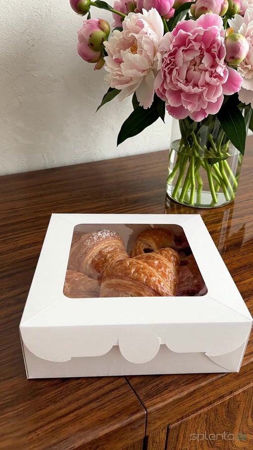 Croissants and Peonies — restaurant video