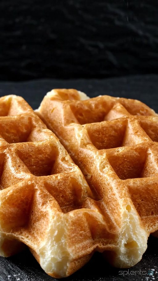 Premium Belgian Waffle with Speculoos — restaurant video